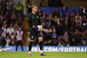 致敬金斯基？？？蓝军门将约恩森本场3次扑救丢5球，，，，初级失误致丢球_24直播网