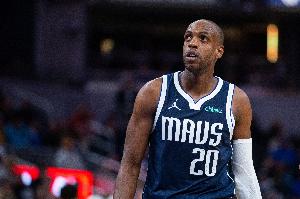 34岁213天！米德尔顿单场至少35分且0失误 历史最老替补_24直播网