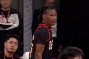 连拿要害分！史女士19中10砍36分 最后3秒造三分犯规&罚球准绝杀_24直播网