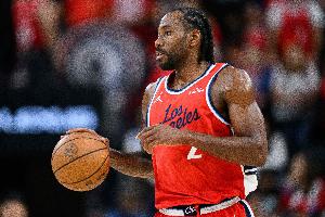 场均28.2分6.4板！快船客战独行侠 伦纳德升级为出战角逐_24直播网