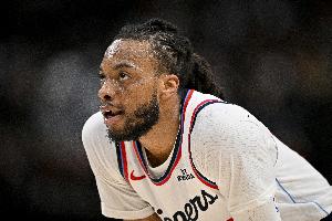 26岁54天！加兰成快船队史单场40+10助最年轻球员 逾越的是保罗_24直播网