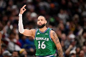 明天独行侠迎战勇士 凯莱布·马丁出战成疑 布威小概率出战_24直播网