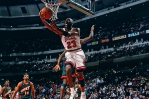 奥尼尔：乔丹就是GOAT 他超有统治力 总决赛从未失利&两次三连冠_24直播网