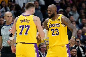 强强对话！ESPN明日胜率展望：9连胜湖人仅36.3% 3连胜活塞63.7%_24直播网