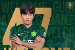 足球报：邓捷夫曾在马竞、塞尔塔学球，，，，，，他目的早日在国足打上主力_24直播网