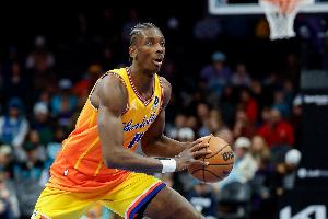 科比·怀特：迪亚巴特是很是无私的内线 他所做的一切不应被忽视_24直播网