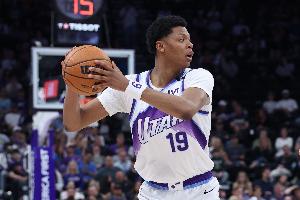 随便打打！贝利19中7拿15分并填满数据栏 三分6中1&两度精彩暴扣_24直播网