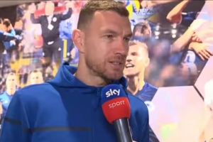 哲科：意大利球员庆祝？？？？？？迪马尔科给我发信息祝贺，，我没感受被冒犯_24直播网