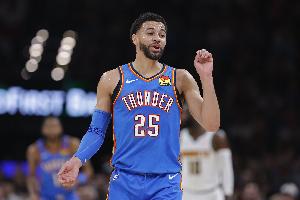 卡鲁索：米切尔新秀季就崭露头角 他的前进体现了极强好胜心_24直播网