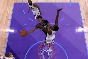 这是要赢？？？？？贝利一步过掉哈登上篮资助球队反超骑士_24直播网