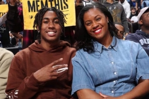 艾维曾说天主教很虚伪 但其母亲是天主教大学的女篮教练_24直播网