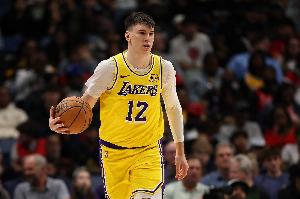 拉拉维亚：我会给足亚历山大身体反抗 让他打得不惬意&投高难度_24直播网