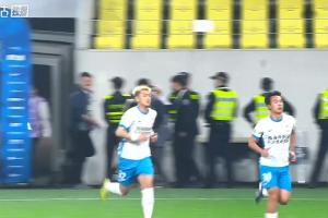 西海岸半场换人调解，，，，丁海峰、杨展彭换下巴拉克、何龙海_24直播网