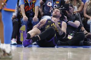 湖人遭重创！?Shams：东契奇左腿筋二级拉伤 通例赛报销！_24直播网