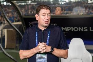 斯卢茨基：虽保存客观难题，，，，，但仍希望更多申花球员进各级国家队_24直播网