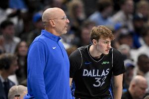 基德：弗拉格理应是最佳新秀 他在青少年时期的成绩足以比肩乔丹_24直播网