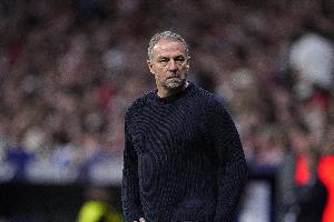 弗里克：亚马尔有些情绪，，，，我没有什么可指责他的_24直播网