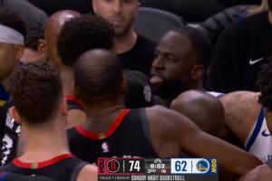 火气上来了~追梦暴起扔球砸中小史女士爆发口角 杜兰特前来劝架_24直播网