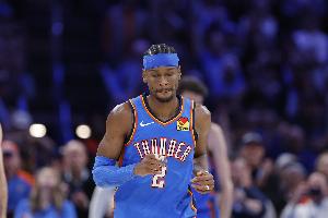 敌手不太给力~亚历山大本赛季已经25次三节打卡 占出战场次37.3%_24直播网