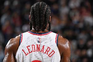 收官战快船迎战勇士 伦纳德因左脚踝扭伤出战成疑_24直播网