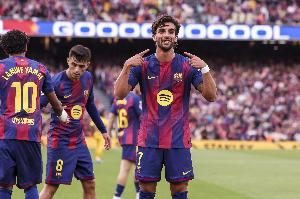 难堪！费兰·托雷斯首次为巴塞罗那在欧冠镌汰赛单场孝顺传射_24直播网