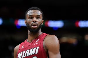 稳！维金斯通例赛场均15.4分4.8板2.7助1.1断1帽 三分掷中率41.4%_24直播网