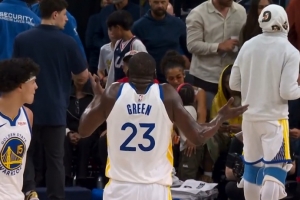 勇士一连被吹掩护犯规！追梦不满向裁判诉苦、摊手吃到手艺犯规_24直播网