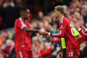 希勒：；；；；；倏酥厣死锲只沟寐蛉，，，，，，除他之外本季新援体现都欠好_24直播网