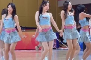 甜蜜可爱！媒体人晒广州男篮主场啦啦队的舞蹈演出视频_24直播网