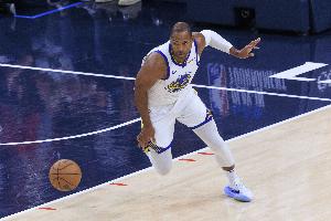 600万球员选项！霍福德：我本赛季体现不错 会花时间稳重思量未来_24直播网