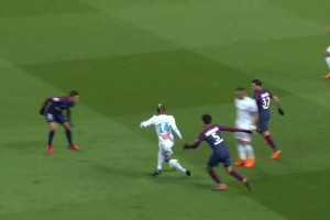 “喀麦隆人教巴西人怎么突破?”_24直播网