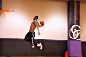 “先天炸裂，，，，，少年“詹皇”完善诠释什么是暴力美学！_24直播网